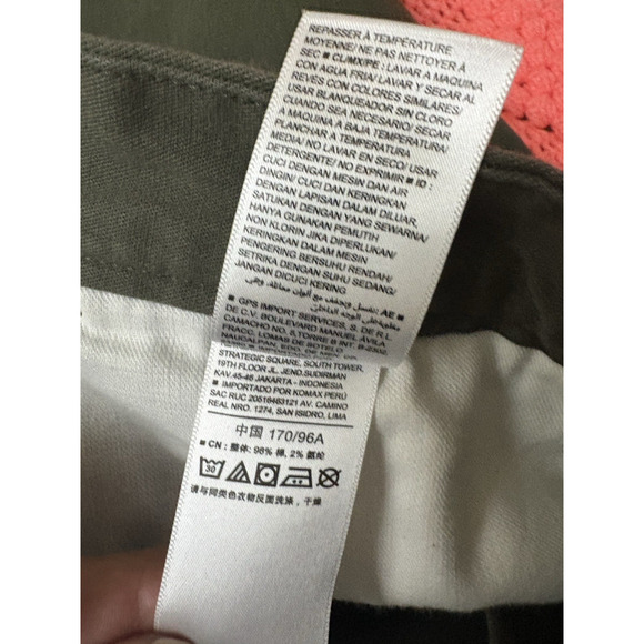 Old Navy Ultimate Tech Slim Built In Flex Pants Tan Mens Size 38x30 - Picture 5 of 9